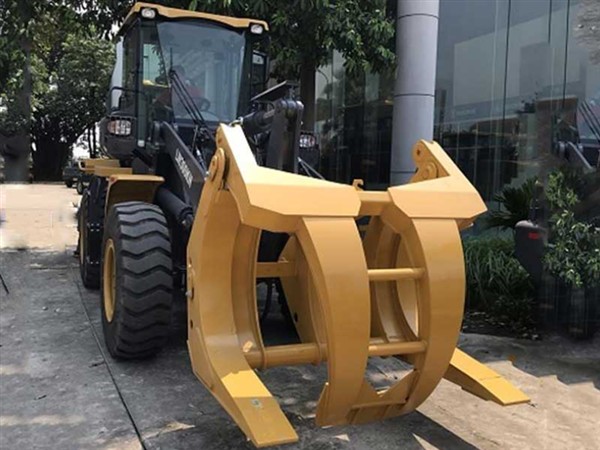 Máy kẹp gỗ XCMG 3 tấn LW300KN