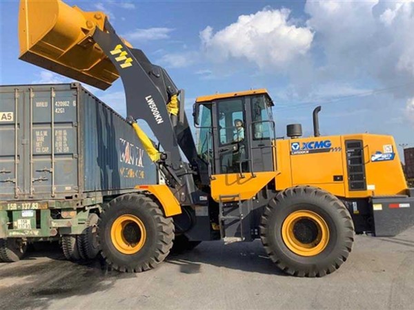Máy xúc lật XCMG cần dài 4.5m gầu 3m3 đến 4.5m3 LW500KN