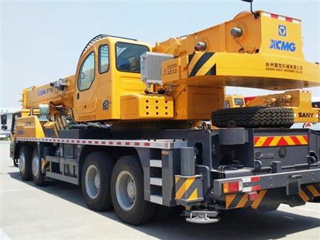 Xe cẩu XCMG QY70K-I tải trọng 70 tấn