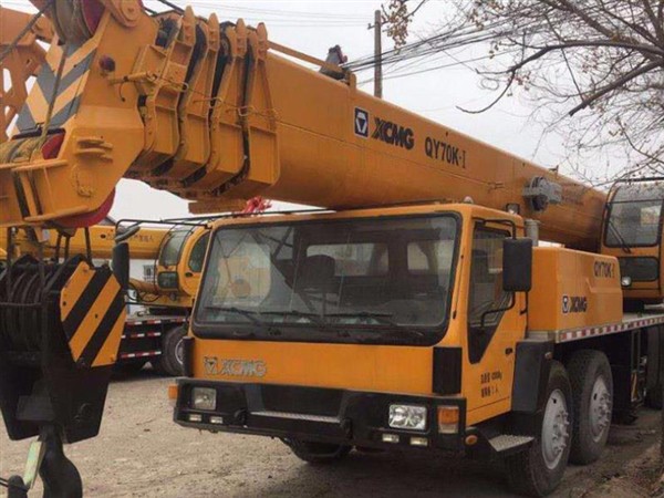 Xe cẩu XCMG QY70K-I tải trọng 70 tấn